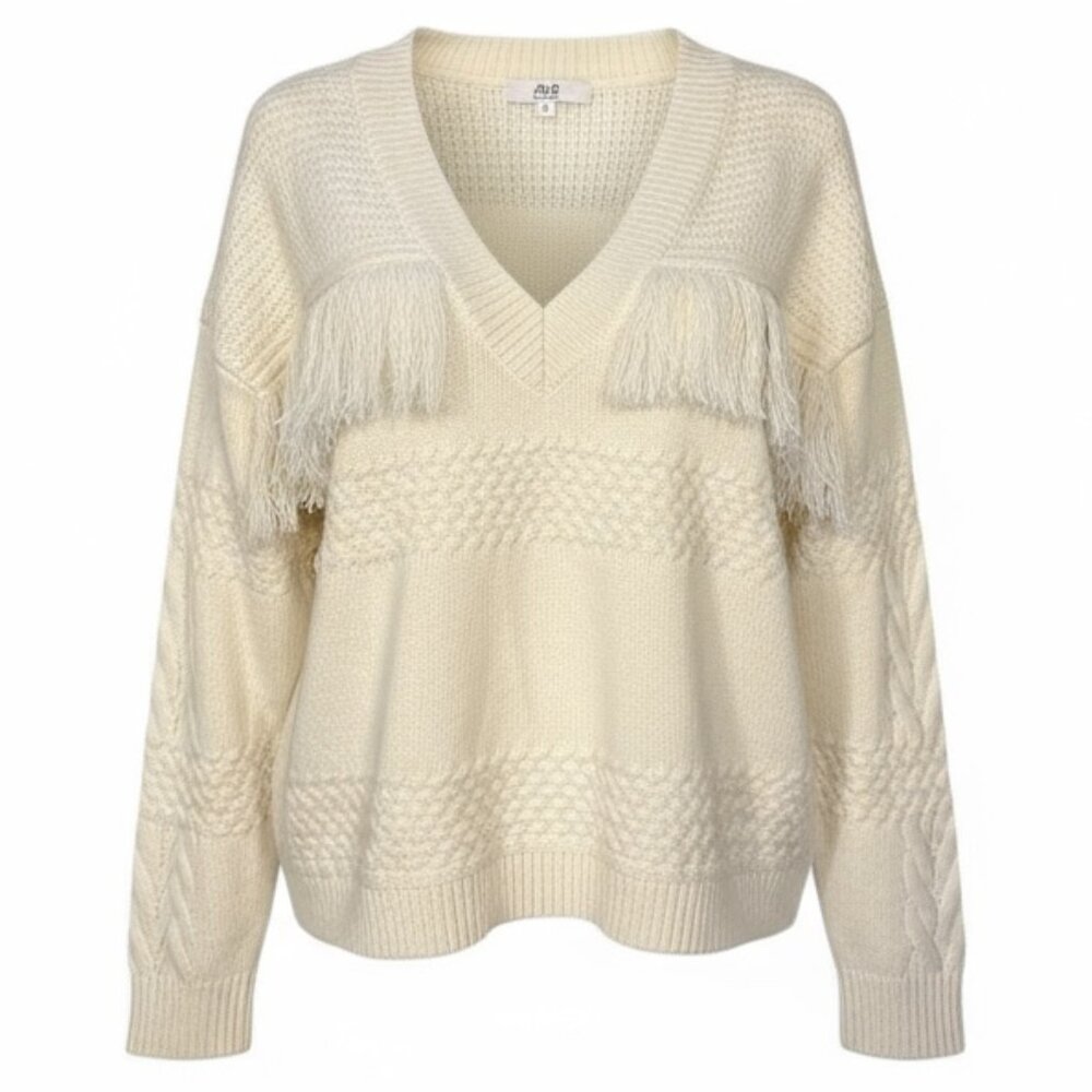 Jack by BB Dakota Fringe Sweater Women’s M Cream Cable Knit Boho V Neck EUC